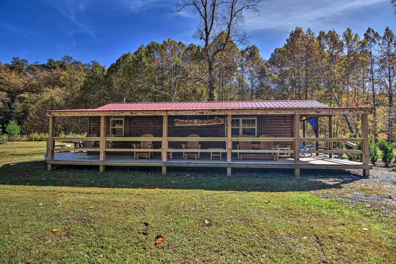 Pet-Friendly Cabin With Fire Pit And River Access! Parsons エクステリア 写真